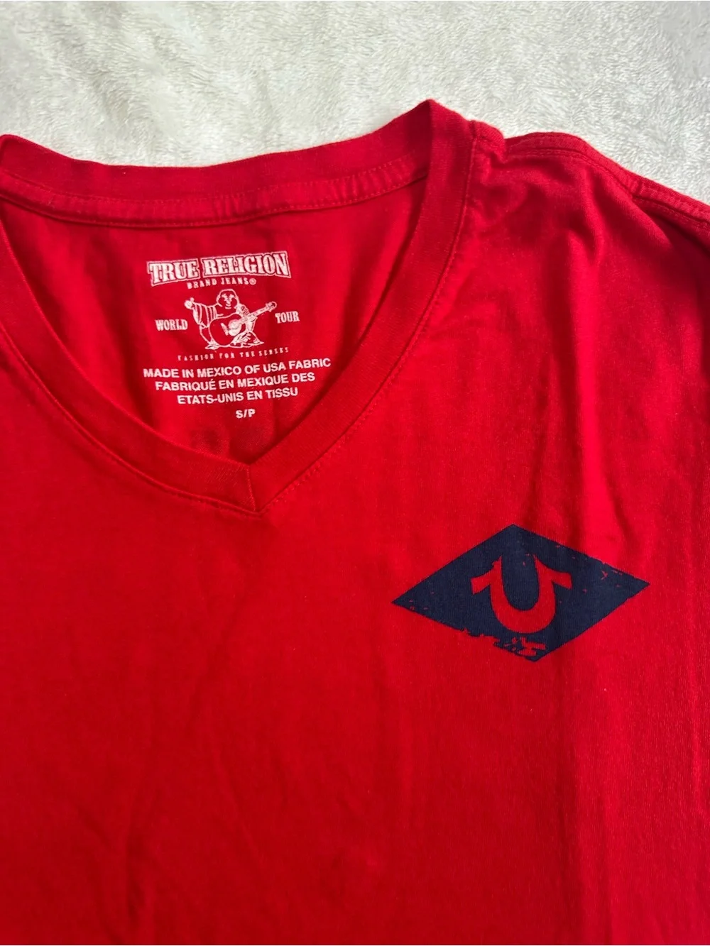 True Religion Mens Red V-Neck T-Shirt Size Small S NWT Logo Short Sleeve